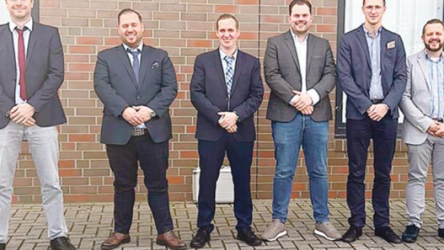 »Junge Garde« übernimmt das Ruder