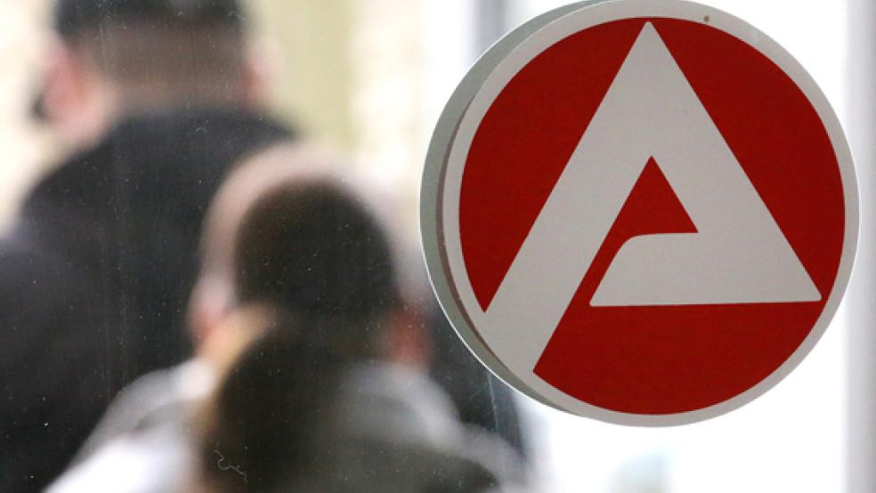 Die Arbeitslosenquote im November liegt im Bereich der Agentur für Arbeit Emden-Leer im Vergleich zum Oktober unverändert bei 5,5 Prozent.  © Foto: dpa