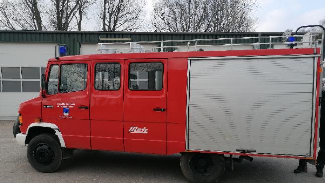 Fahrzeug der Feuerwehr versteigert
