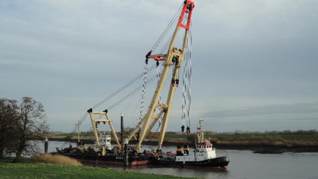 Brücken-Aushub erst gegen Mittag