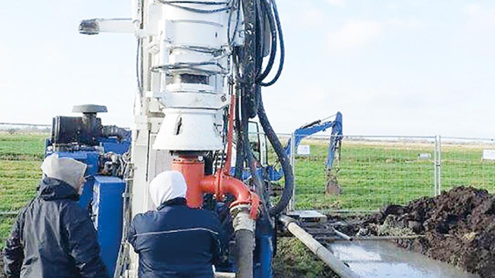 Bis in 130 Meter Tiefe soll eine Erkundungsbohrung in Wymeer gehen.  © Foto: Wilhelm Frey