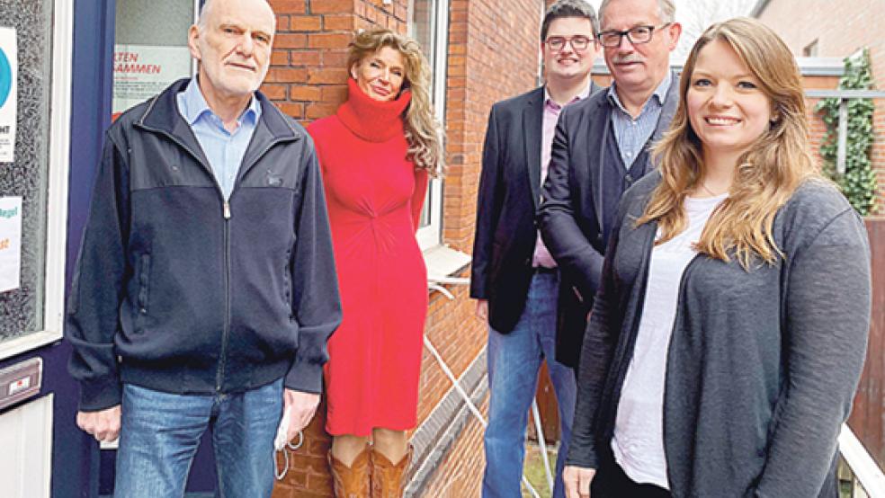 Der neue Vorstand (von links) mit Hermann Koenen, Beate Stammwitz, Geert Hüser, Helmut Geuken und Laura Kruse.  © Foto: SPD