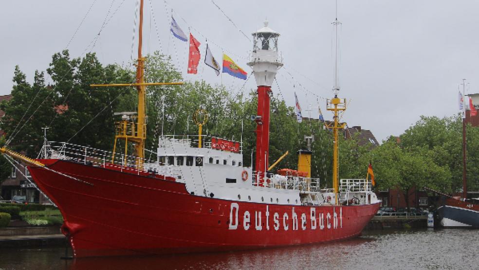 Der Rumpf des Feuerschiffes wurde im Sommer so stark beschädigt, dass Wasser in den Maschinenraum eindrang. Ein Tatverdächtiger wurde jetzt ermittelt.  © Foto: Stock (dpa) 