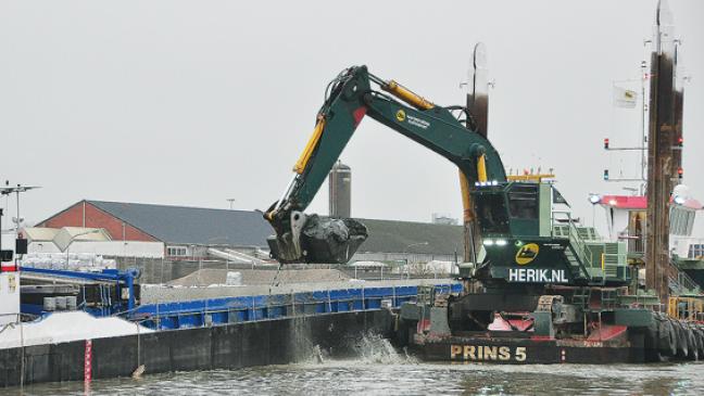 14 Schiffsladungen Hafenschlick