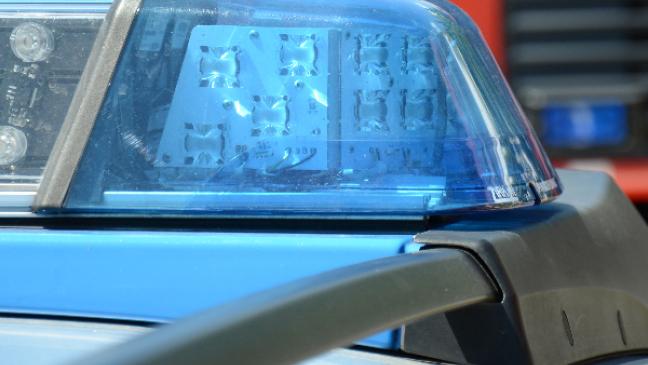 Auto landet in Papenburg im Kanal