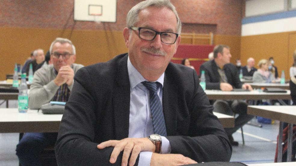 SPD-Fraktionsvorsitzender Helmut Geuken macht sich jetzt mit seinen Kollegen der Fraktion Gedanken über die Neubesetzung der Ausschüsse nach dem Weggang von Rainer Junker. © Foto: Berents