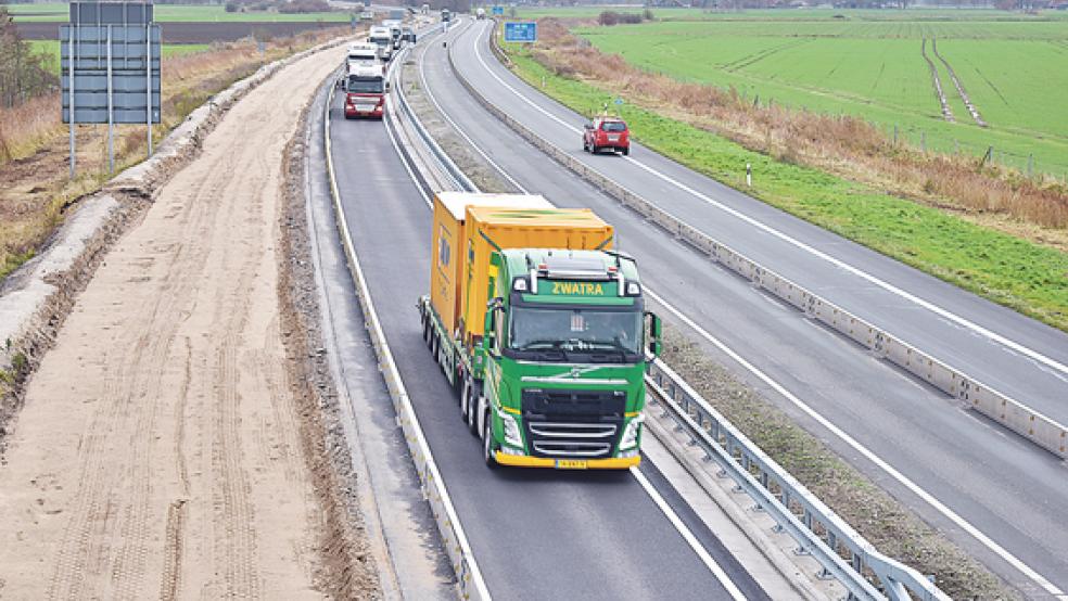 Auf der Autobahn 280 zwischen dem Dreieck Bunde und dem Grenzübergang zu den Niederlanden ist nun eine Ende der langwierigen Sanierungsarbeiten in Sicht.  © Archivfoto: Kuper