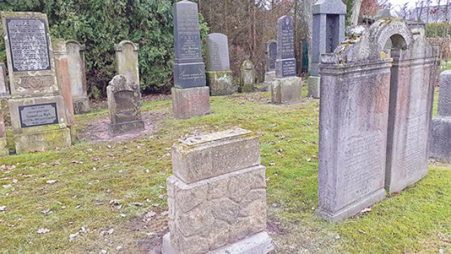 Friedhof ist Mahnung und Erinnerung