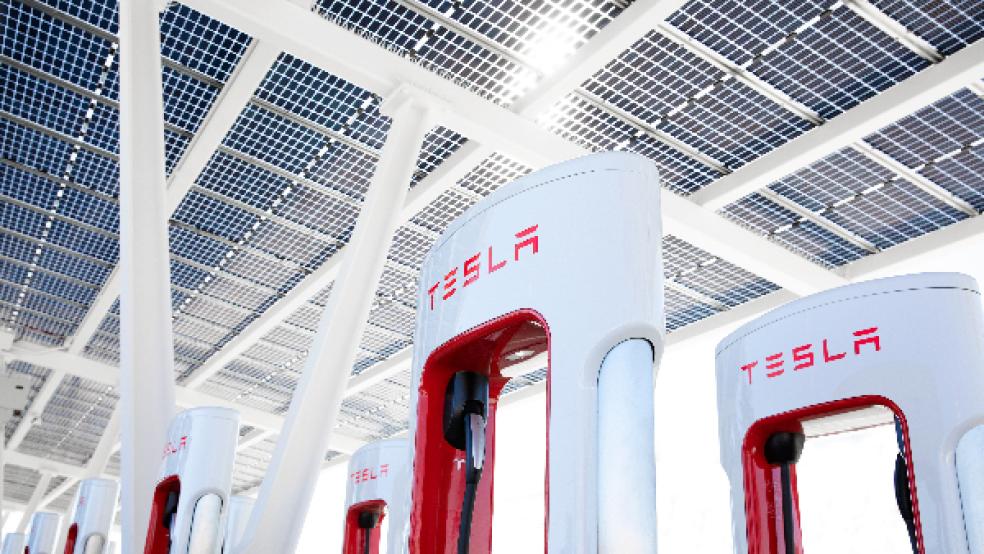 Tesla bezeichnet seine »Supercharger« als »schnellste Ladestationen der Welt« © Foto: Tesla