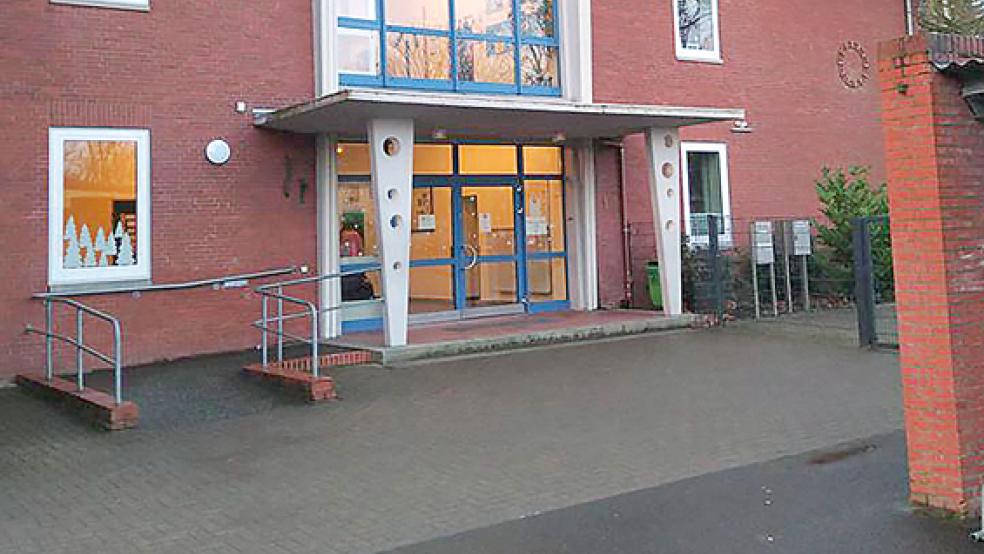 Die Förderschule »Am Deich« will die Räumlichkeiten am Osseweg in Leer verlassen. Doch die Suche nach einer neuen Heimat ist schwierig.  © Fotos: Boelmann 