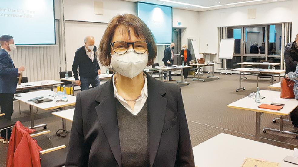 Heike de Vries informierte über die Corona-Lage.  © Foto: Berents