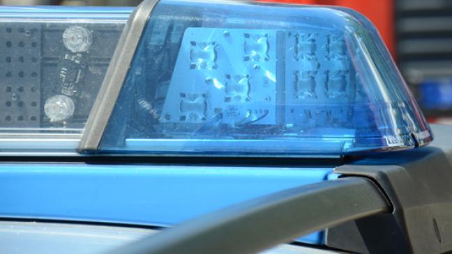 Männer schlagen auf 25-Jährigen ein