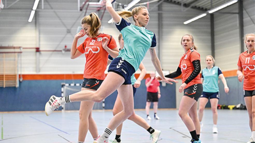 Vanessa Smidt steuerte auf der rechten Außenposition sechs Treffer aus dem Spiel bei und verwandelte zwei von zwei Siebenmetern.  © Foto: Bruins