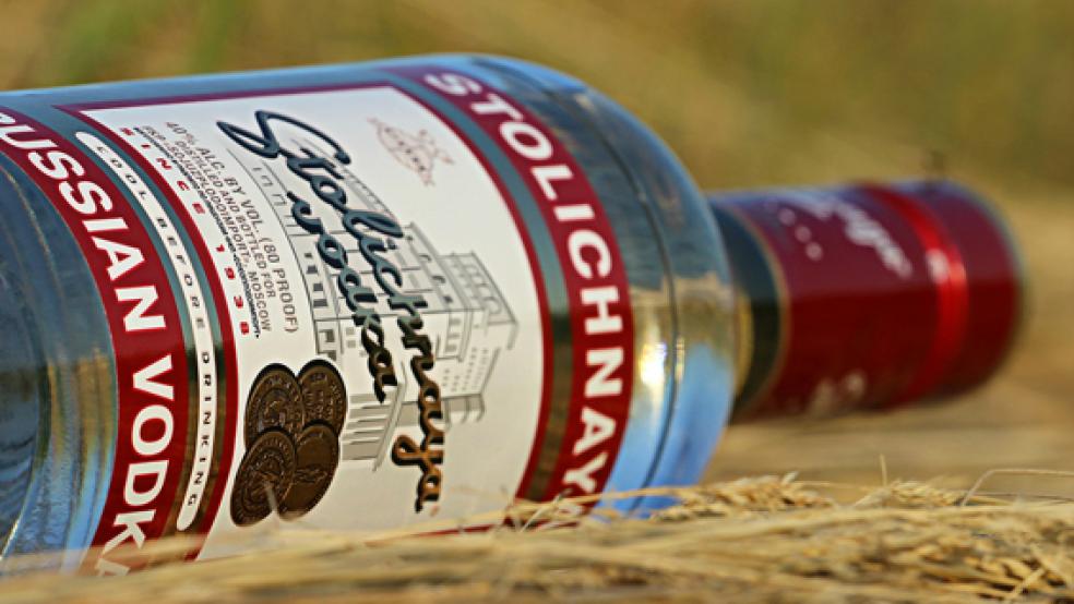 Die Polizei ermittelt jetzt gegen eine 33-jährige Frau aus Norden, bei der einiges an Diebesgut sichergestellt wurde, unter anderem mehrere Flaschen Wodka.  © Symbolfoto: Pixabay