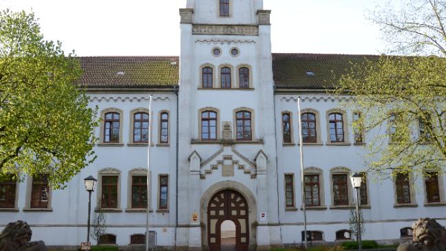 Auch Medikamente befreien 24-Jährigen nicht von seinem Wahn