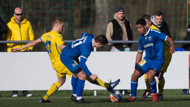 Germania bezwingt Kickers mit 5:2