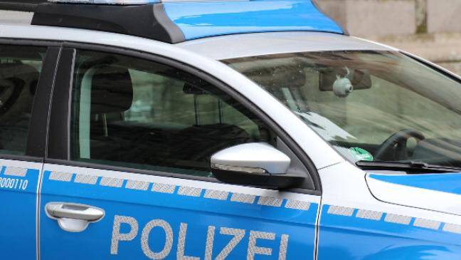 Junge von Rennradfahrer gerammt