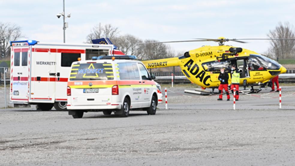Der Verletzte wurde mit einem Rettungshubschrauber ins Krankenhaus gebracht.  © Foto: Bruins