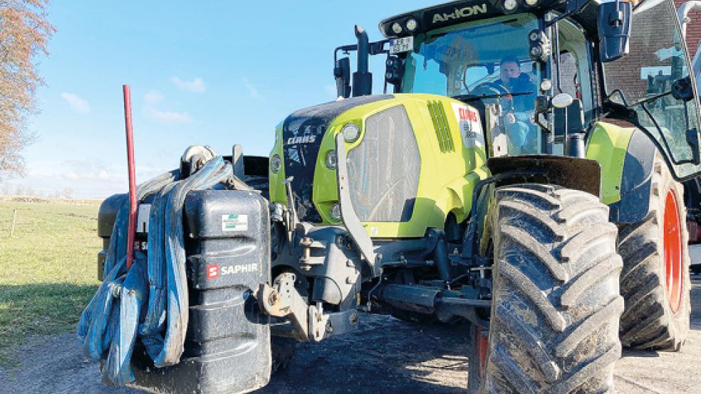 Georg Sterrenberg ist Vorsitzender des LHV-Zweigvereins Rheiderländer Geest. Der Vellager sieht die Entwicklungen in der Ukraine mit großer Sorge - auch für die Landwirtschaft.  © Foto: Boelmann