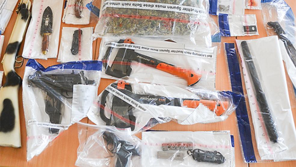 Der Polizei und Staatsanwaltschaft in Aurich ist ein erheblicher Schlag gegen die organisierte Betäubungsmittelkriminalität in Ostfriesland gelungen.  © Foto: Polizei