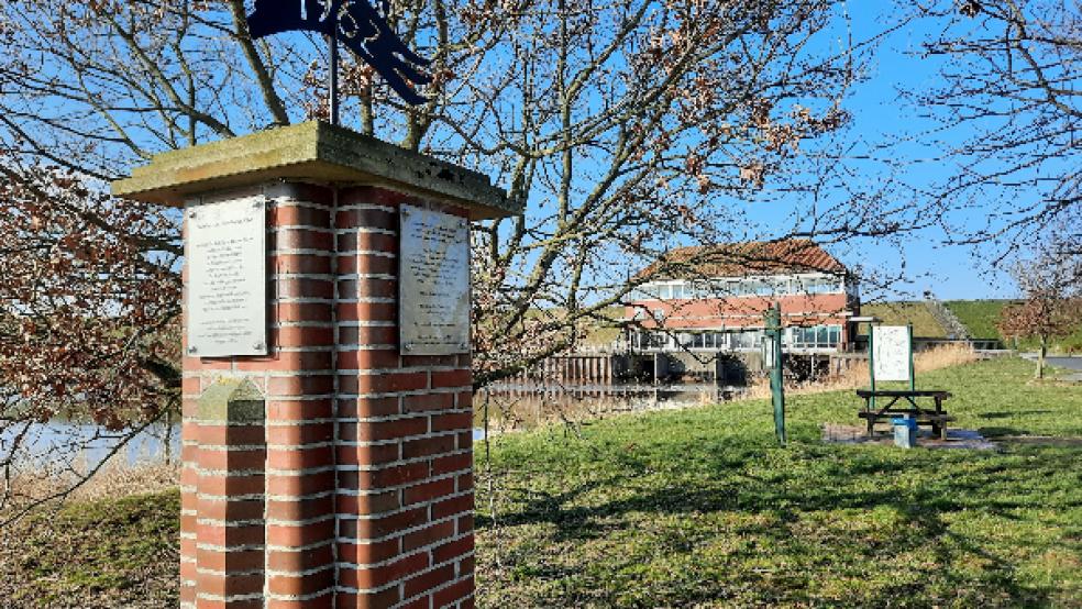 Neu aufgenommen wurde auf Antrag von »Jemgum 21« ein Betrag in Höhe von 25.000 Euro  für die Schaffung eines Info-Platzes in Pogum. Beim Schöpfwerk sollen Radtouristen rasten und sich zugleich über das Wattenmeer informieren können. © Foto: Szyska