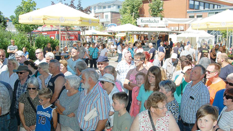 Der Bottermarkt ist immer gut besucht. Nach zwei Jahren corona-bedingter Abstinenz soll der Markt in diesem Sommer wieder stattfinden.  © Foto: General Anzeiger