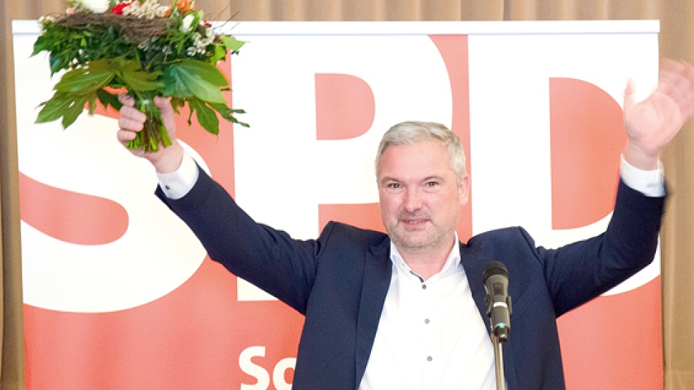 Durchmarsch bei der Delegiertenkonferenz in Bunde: Sascha Laaken holte alle Stimmen der Vertreter aus dem Wahlkreis 83.<br />  © Foto: Hanken
