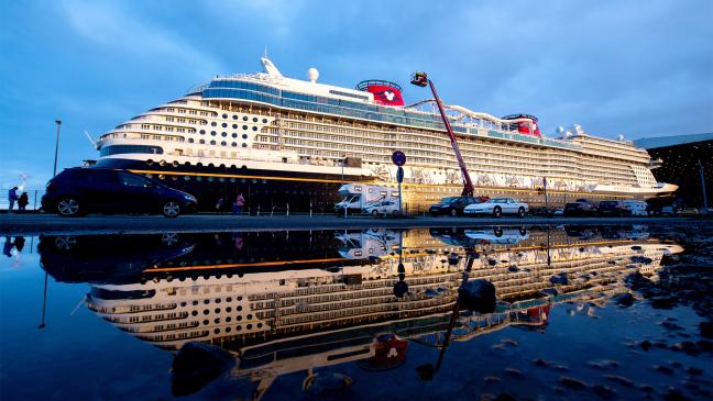 Ozeanriese soll am späten Dienstagabend losfahren