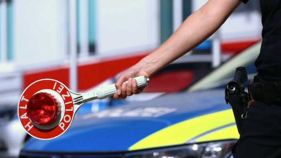 Die Polizisten fanden im Auto des 30-Jährigen getrocknete Cannabisblüten und Amphetamine. © Foto: Polizei (Symbolfoto)