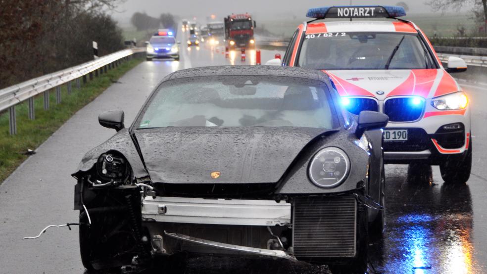 Der Wagen war vermutlich aufgrund von Aquaplaning ins Drehen gekommen.  © Foto: Wolters