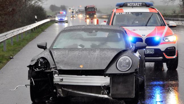 Zwei Verletzte nach Unfall auf A 31