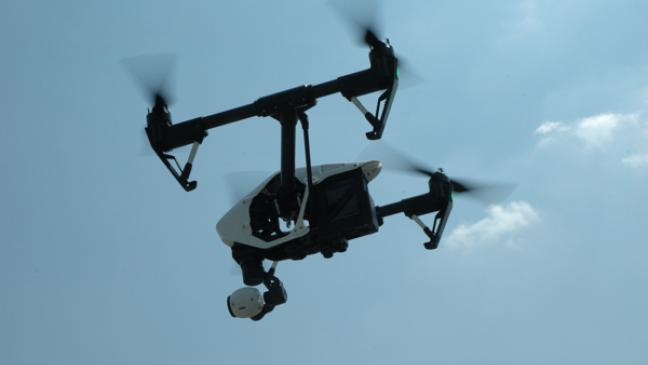 Suche mit Drohnen und Hunden