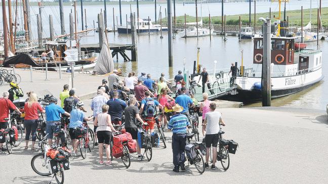 Urlauber-Flut im Rheiderland