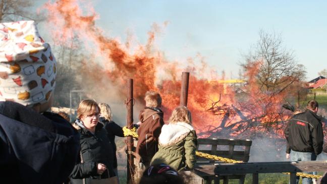 Osterfeuer ganz im Zeichen der Kinder