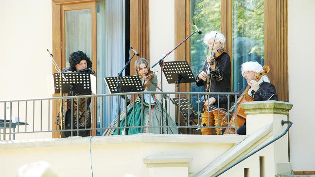 Gartensaison öffnet mit »Mondwelten«