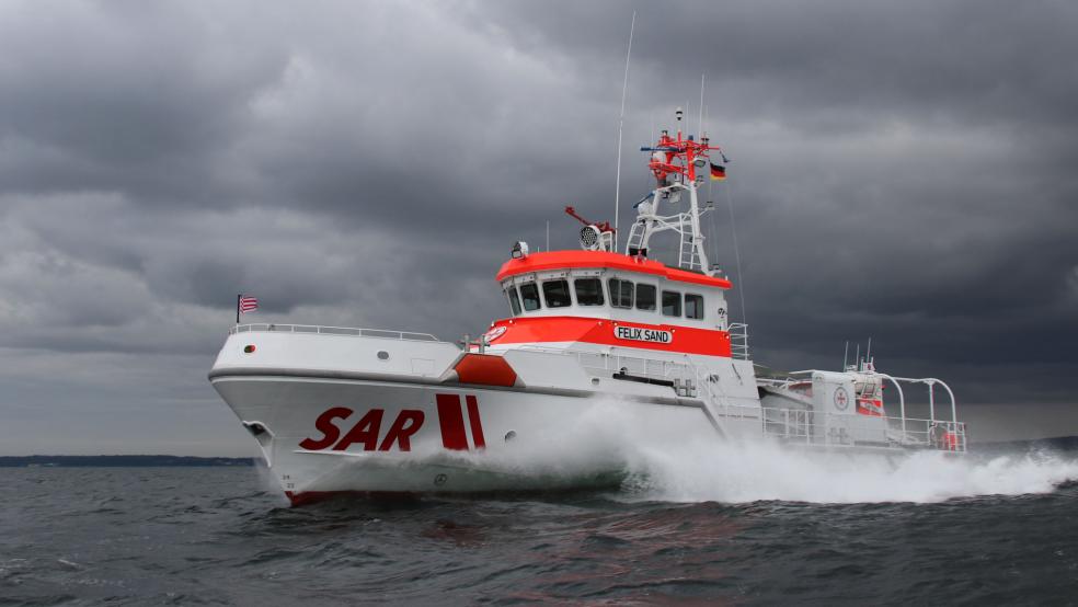 Mit dem Seenotrettungskreuzer "Felix Sand" (Archivbild) sind die Seenotretter vor Borkum im Einsatz für einen abgetriebenen Kitesurfer gewesen. © DGzRS – Die Seenotretter / Alexander Krüger