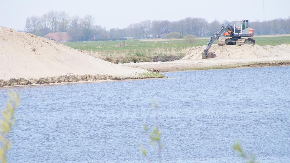Die Sandentnahmestelle neben der Alten Schule an der Boenster Hauptstraße nutzt das Tiefbauunternehmen Würdemann aus Ostrhauderfehn nach Angaben von Geschäftsführer Jens Ewen zurzeit nur sporadisch.  © Foto: Szyska