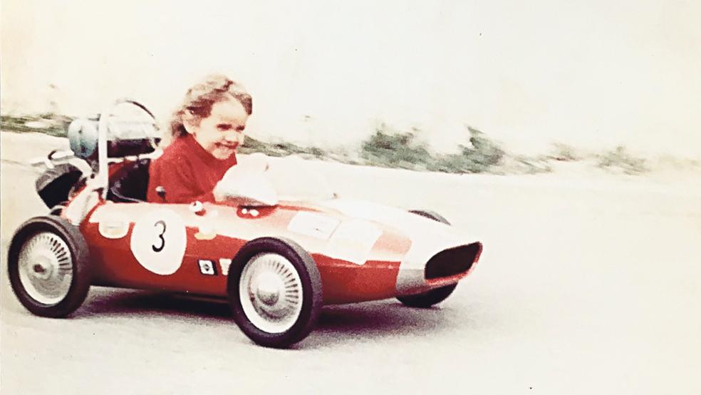 Bis Mitte Oktober wird die Ausstellung »Zauber bewegter Kindheit« im Schloss Evenburg in Leer gezeigt. Am 7. Mai gibt es einen speziellen Höhepunkt.  © Foto: privat