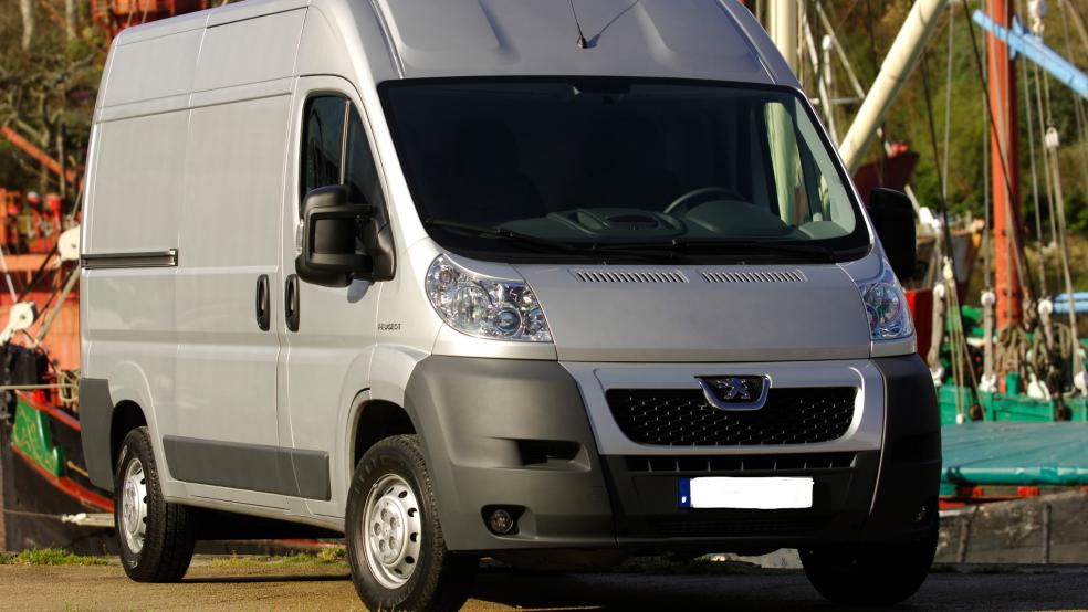 Vom Gelände eines Autohauses wurde ein Transporter der Marke "Peugeot Boxer" entwendet. © Automobiles Peugeot (Symbolbild)