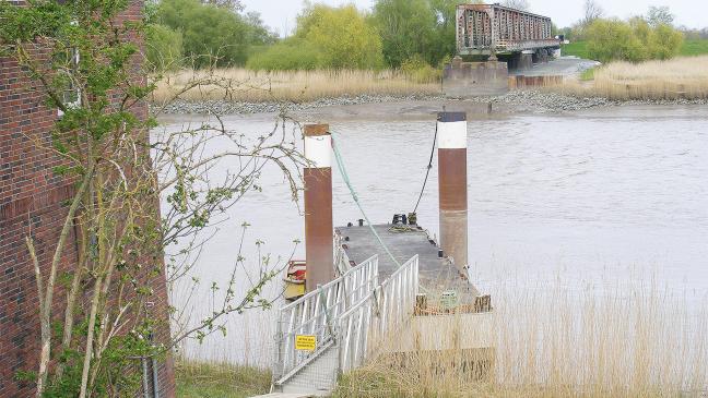 Vier statt fünf Brücken-Pfeiler