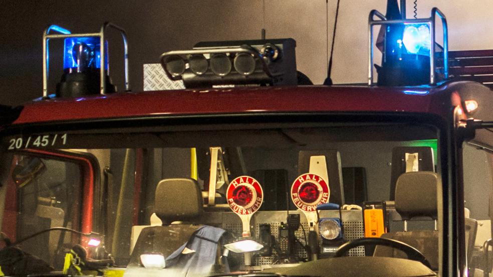 An der Industriestraße war die Feuerwehr Weener gestern beim Ersatzbrennstoffkraftwerk im Einsatz. Hier gab es einen Fehlalarm.  © Foto: Archiv