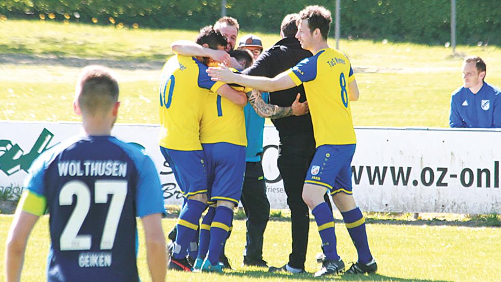 Weener hatte heute dreimal Grund zum Jubeln.  © Foto: Meyer