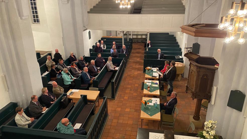 Zu ihrer Frühjahrstagung trafen sich die Mitglieder des Synodalverbandes Rheiderland in der Kirche in Stapelmoor.  © Foto: Kuper