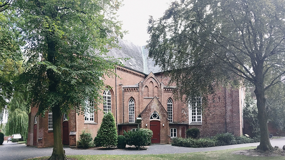 Die Georgskirche ist das einzige Gotteshaus der Kirchengemeinde Weener mit zwei vollen Pfarrstellen.  © Foto: Kuper
