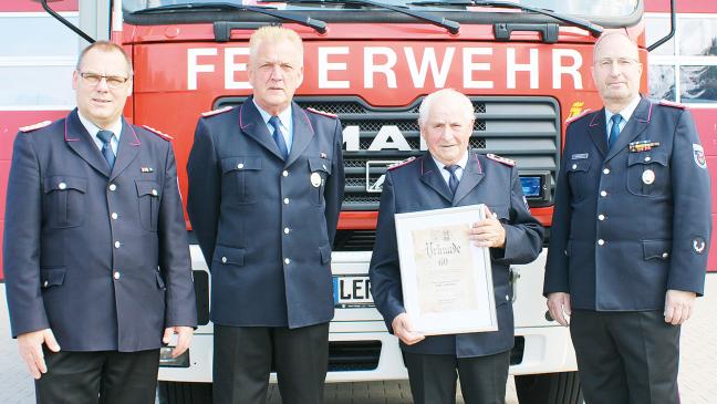 Hilko Feldmann hält Feuerwehr seit 60 Jahren die Treue