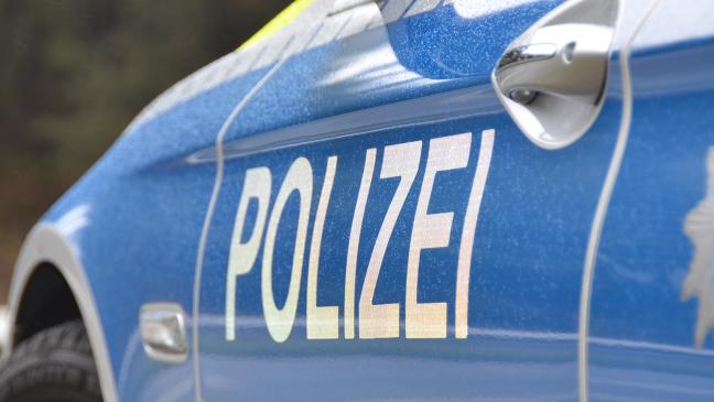 Autofahrer fährt Elfjährige an