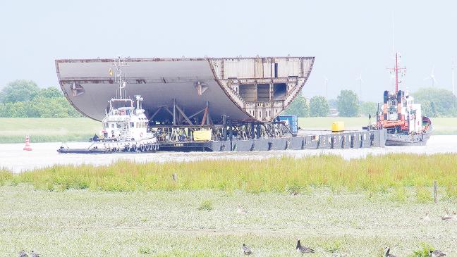 Bauteil für »Carnival Jubilee« aus Danzig nach Papenburg