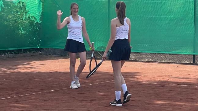 A-Juniorinnen springen an die Spitze