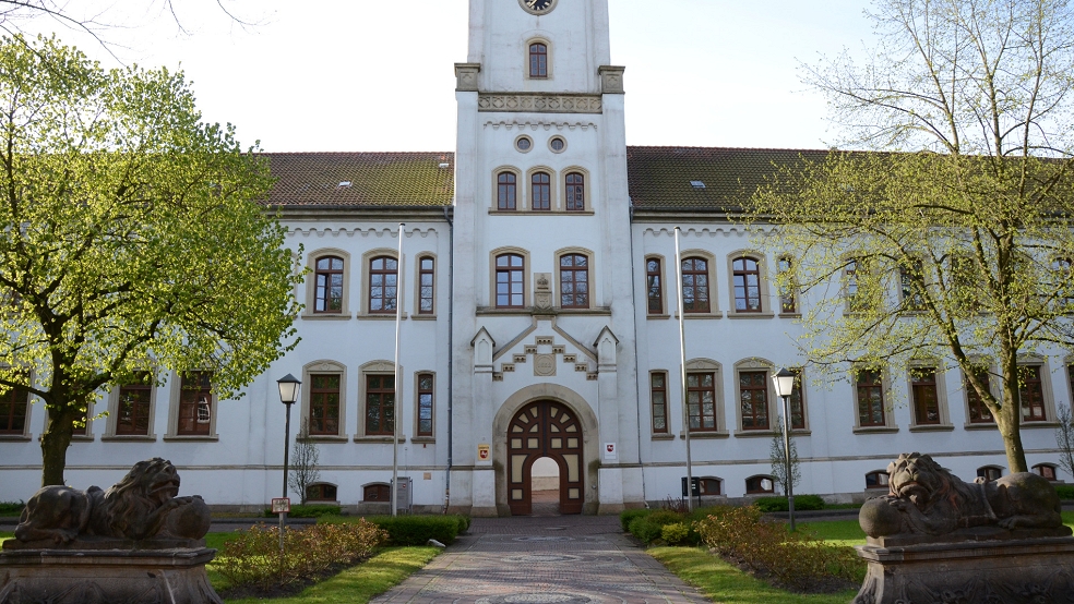 Am Landgericht in Aurich soll der Prozess voraussichtlich im Herbst neu starten. © Hanken (Archiv)