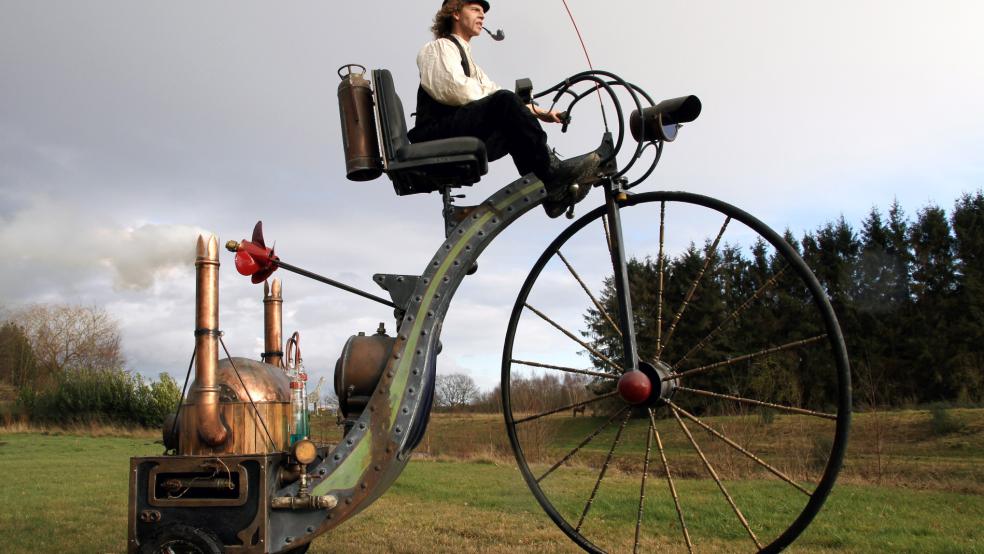 Das »Abacus Theater« kommt mit seinem mechanischen Koloss »Steamroadster« nach Winschoten.  © Foto: Abacus Theater